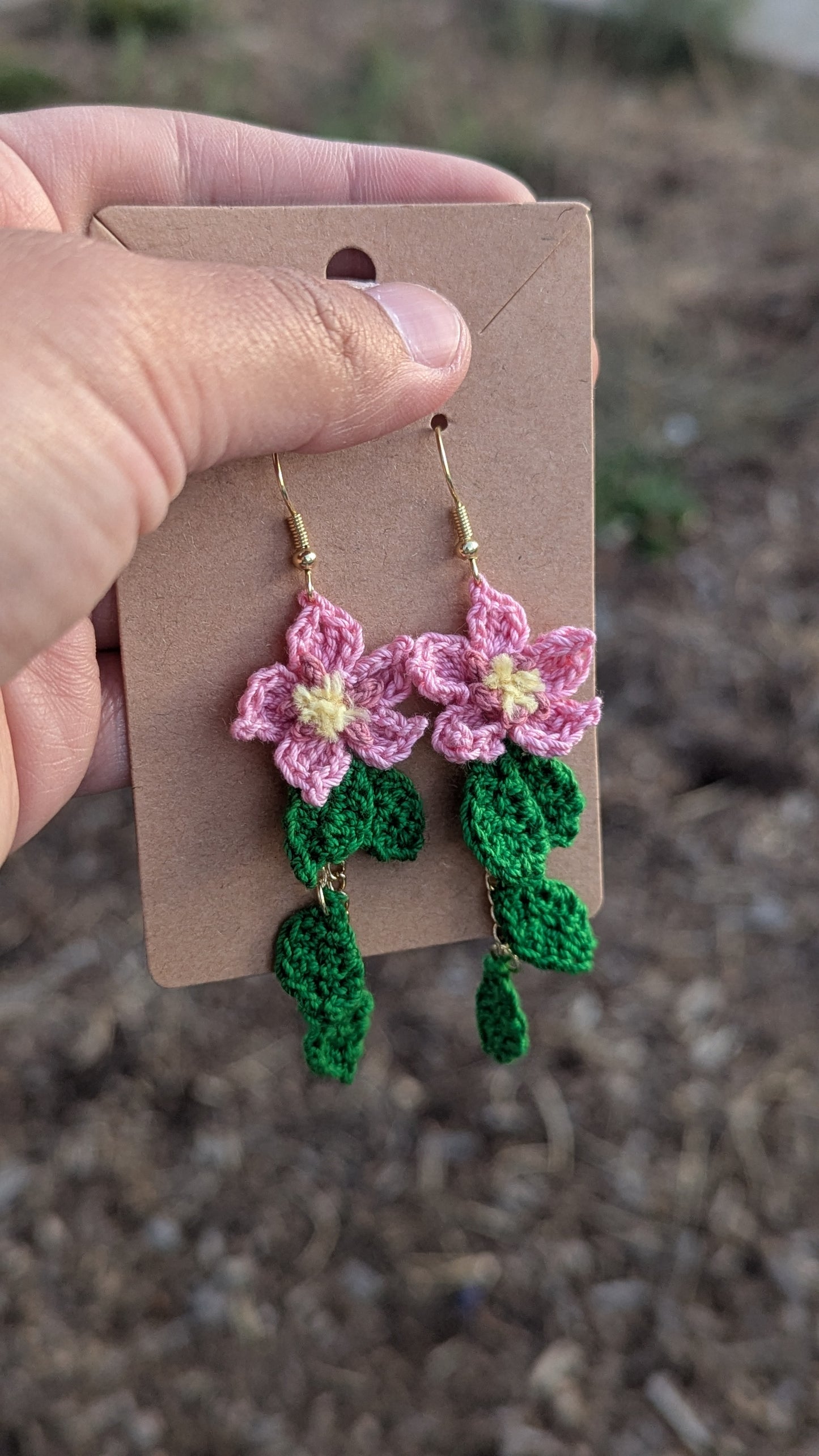 Microcrochet Pink Flower Dangle Earring