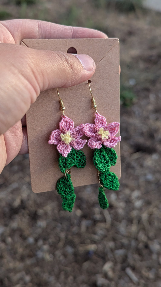 Microcrochet Pink Flower Dangle Earring
