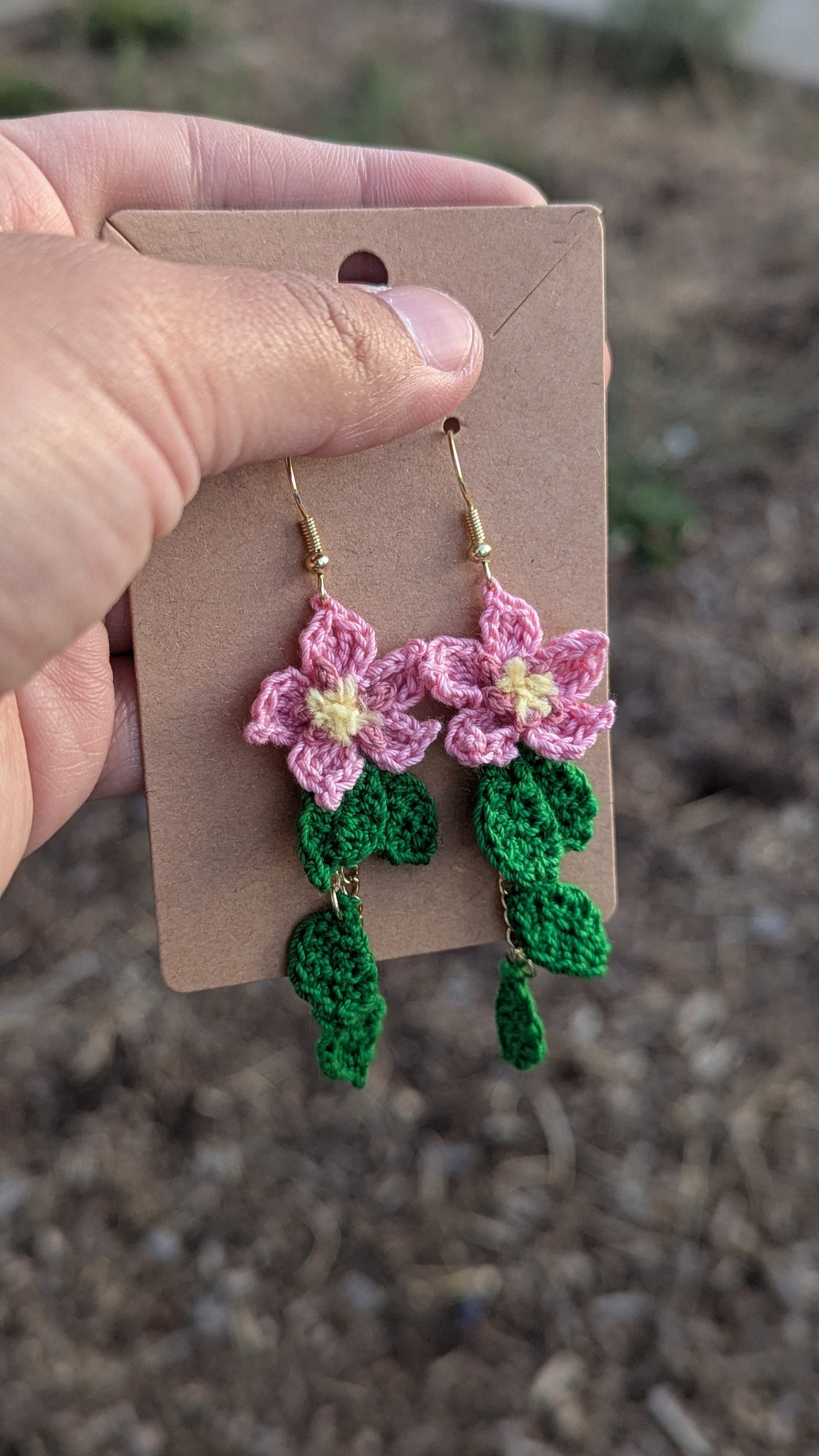 Microcrochet Pink Flower Dangle Earring